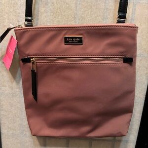 KATE SPADE NWT Dawn Flat Nylon Crossbody Bag in Sparrow